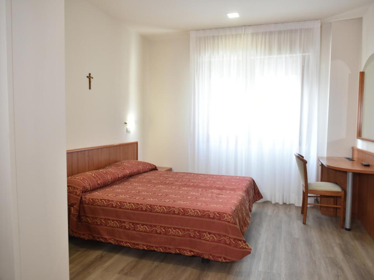 Hotel Ristorante la Solaria San Giovanni Rotondo Esterno foto