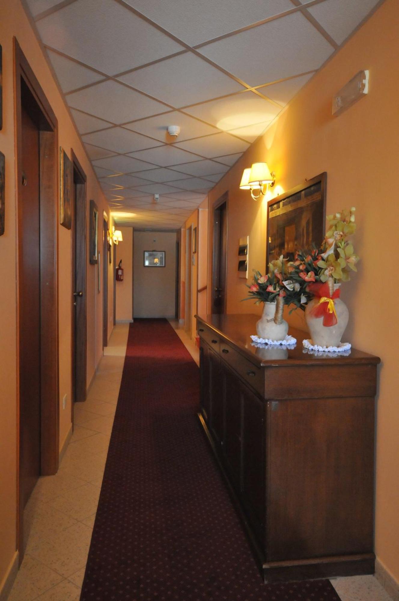 Hotel Ristorante la Solaria San Giovanni Rotondo Esterno foto