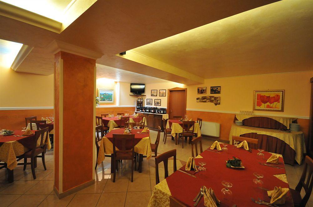 Hotel Ristorante la Solaria San Giovanni Rotondo Esterno foto
